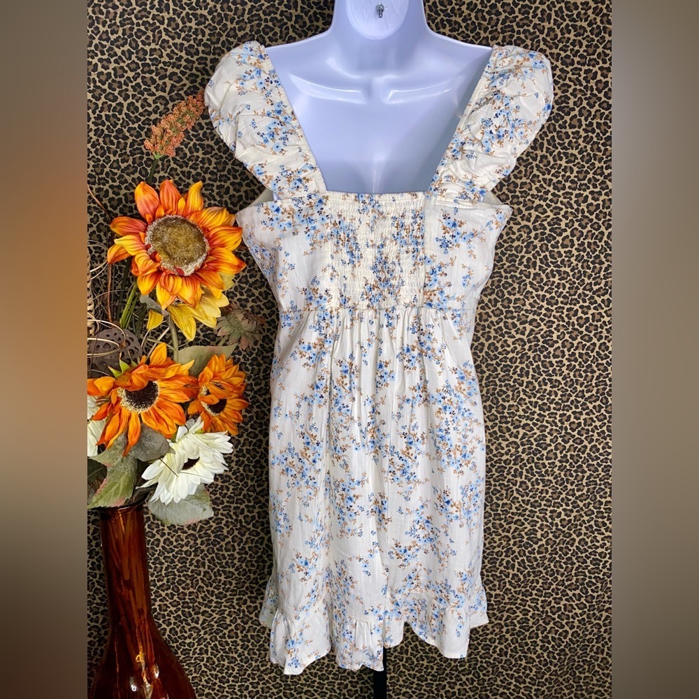 🦋B2G1🦋OLD NAVY Floral Cap Sleeve Fit & Flare Dress | MEDIUM - Picture 5 of 9